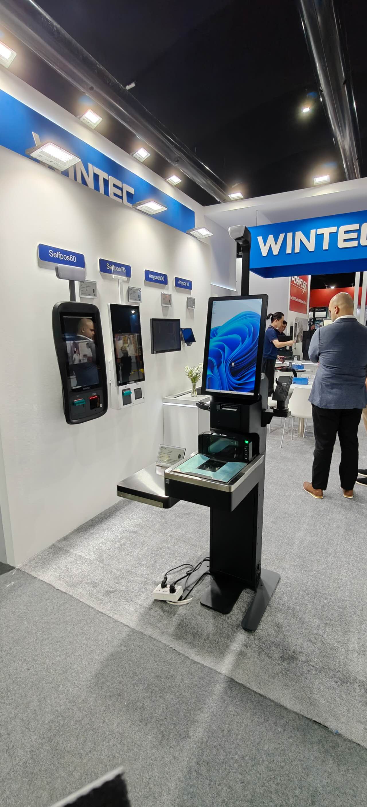 1761179978445353.jpg 106.jpg