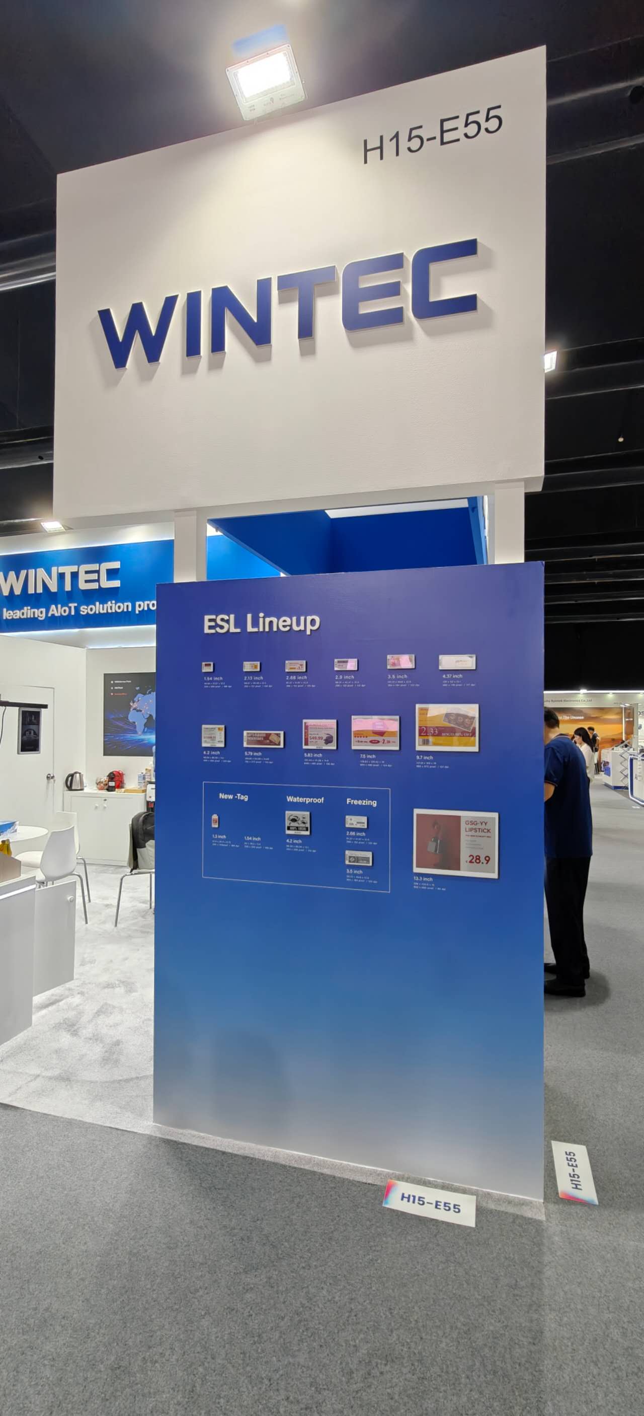 1761180039960404.jpg 210.jpg